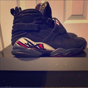 Jordan 8 “Playoff” OG 2007